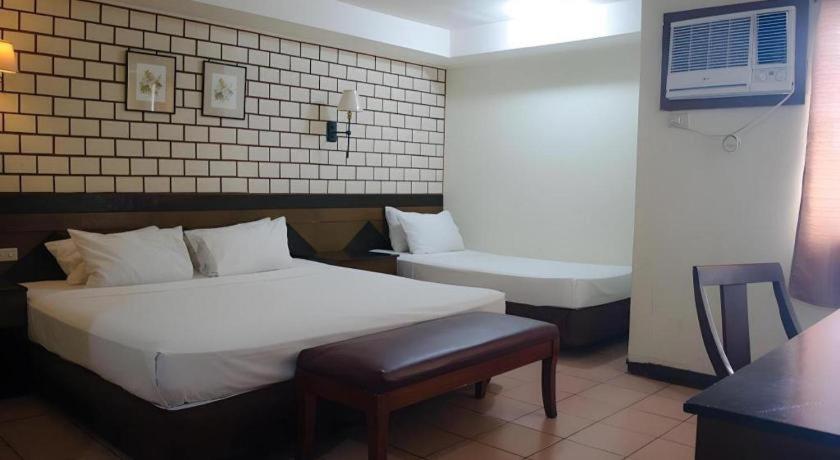 Country Village Hotel Cagayan de Oro Exterior photo