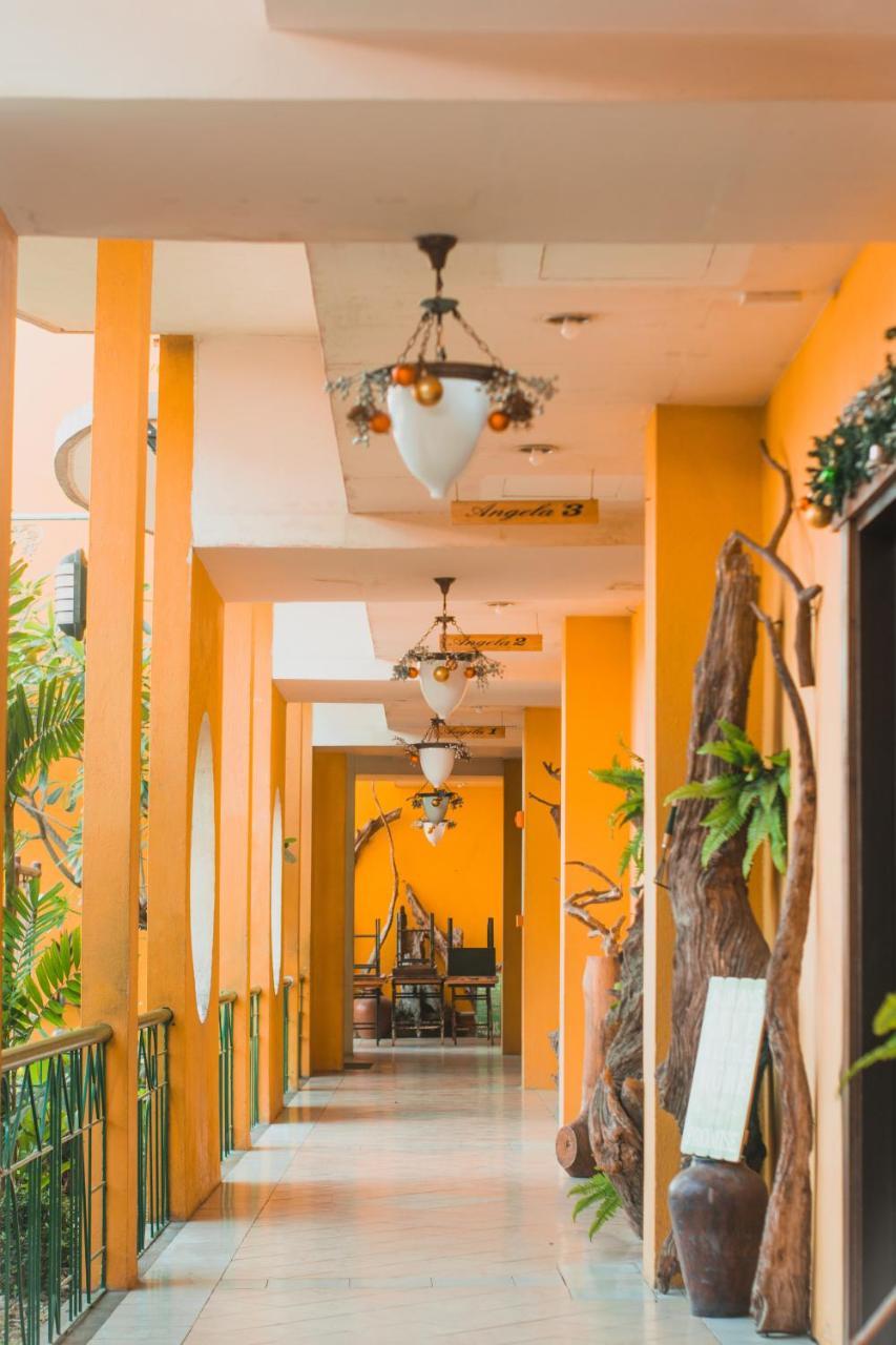 Country Village Hotel Cagayan de Oro Exterior photo